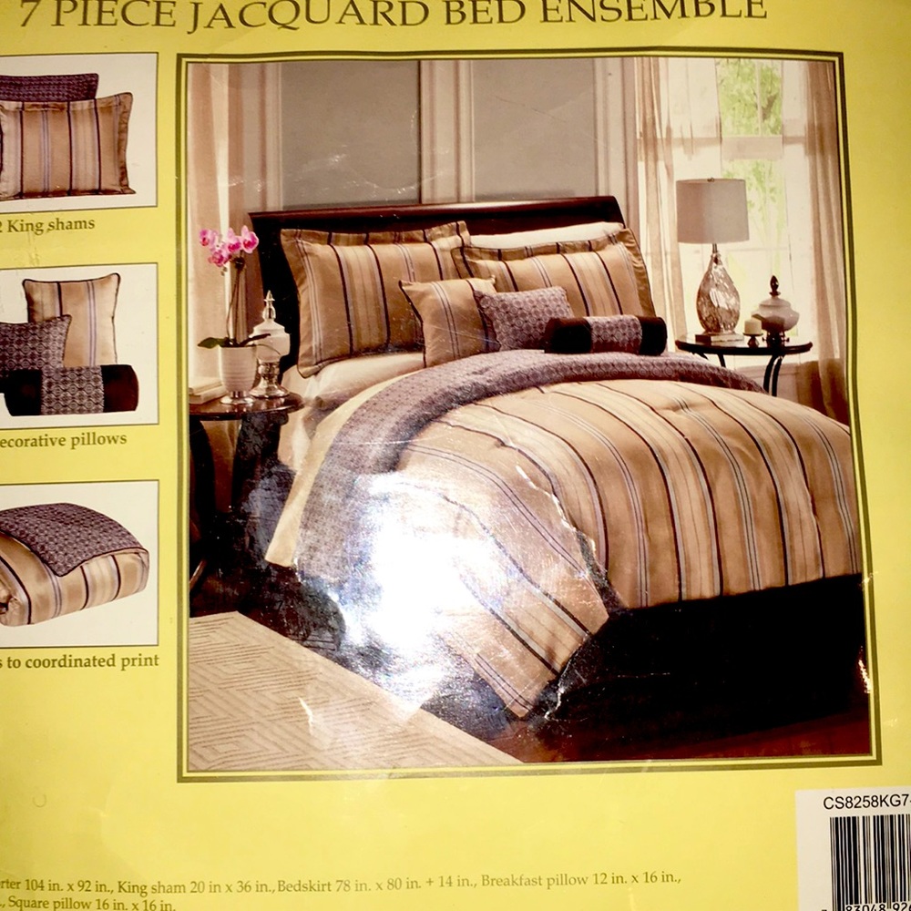 Beautiful 7 Pc Jacquard Bed Ensemble from Macy’s